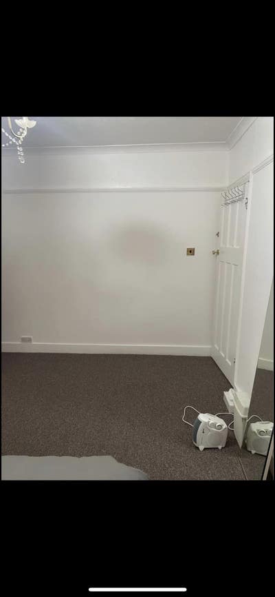 A well furnished kind Sized 1x Room  Main Photo