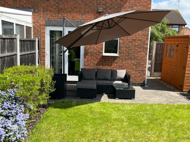  Furnished single room available Main Photo
