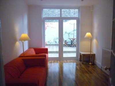 Lovely refurbished 4 bed house Main Photo