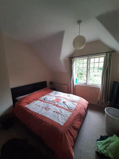 Good sized room in cottage in a lovely area Main Photo