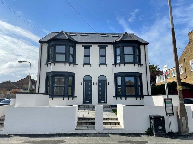 Stunning House Share Double Rooms from £700-900 In Main Photo