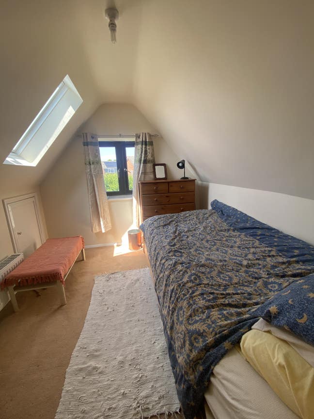 Loft Room to let  Main Photo