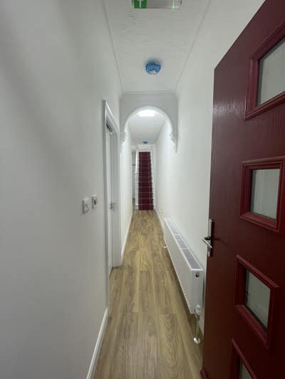 Room to rent in town centre Main Photo