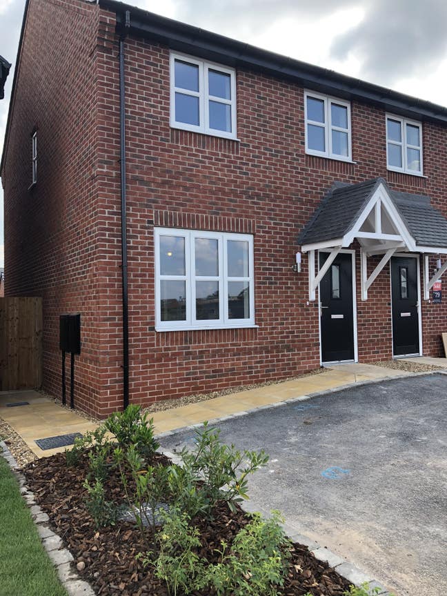 Double Room in New Build Property in Edwalton Main Photo