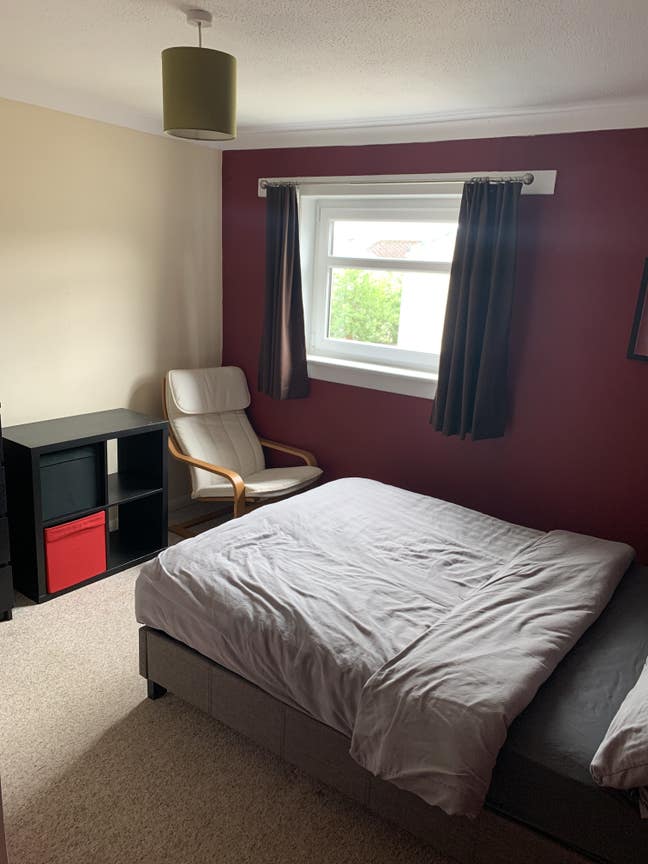 Double bed room in terrace house Main Photo