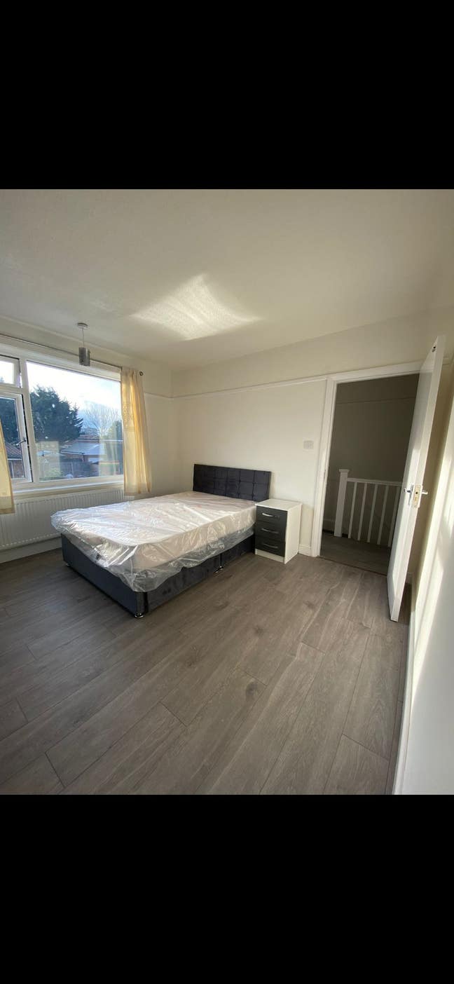 Spacious rooms with double beds Main Photo