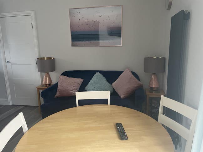 Avaliable Immediately En-Suite Double Bedroom  Main Photo