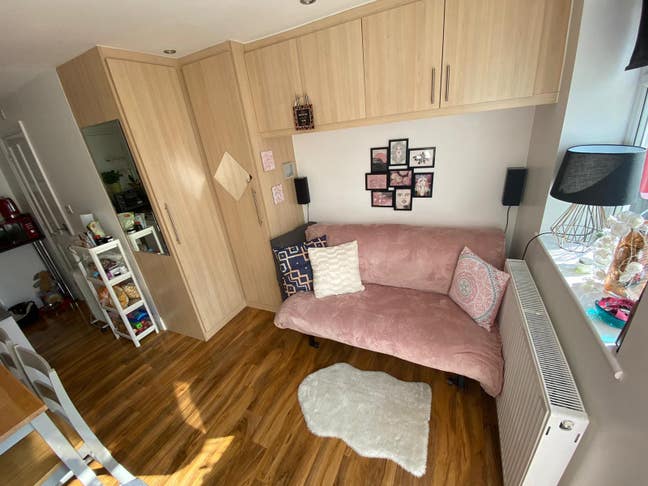 Studio Flat Available - All Bills Included  Main Photo