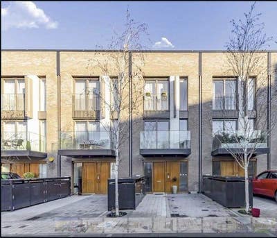 Double room in Modern Townhouse Main Photo