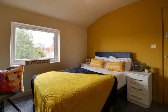Modern 7 Bed En-Suite House Share – LE1  Main Photo