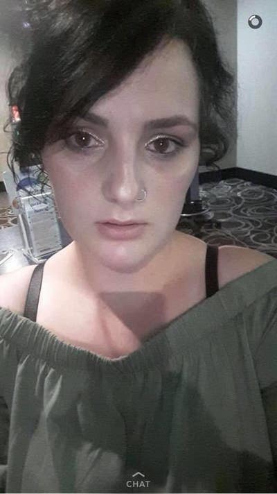 Professional female looking for a nice quiet house Main Photo