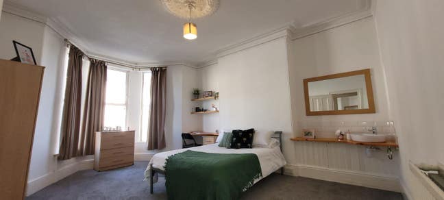 Professional house-share - Alexandra Road Main Photo