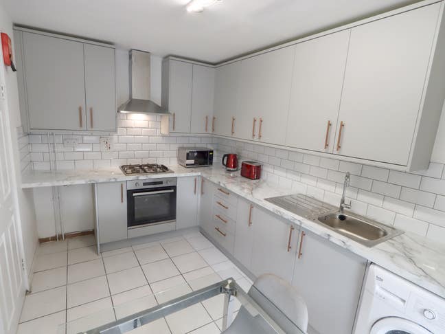 Amazing Room(s) Near Lee station - Central 35min Main Photo
