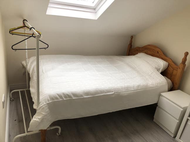 Female housemate wanted  (3bed house  )  Main Photo