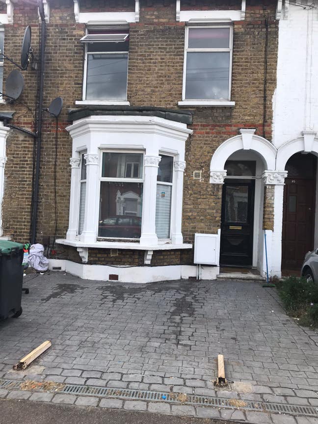 DBL ROOM with private parking space Turnpike Lane Main Photo