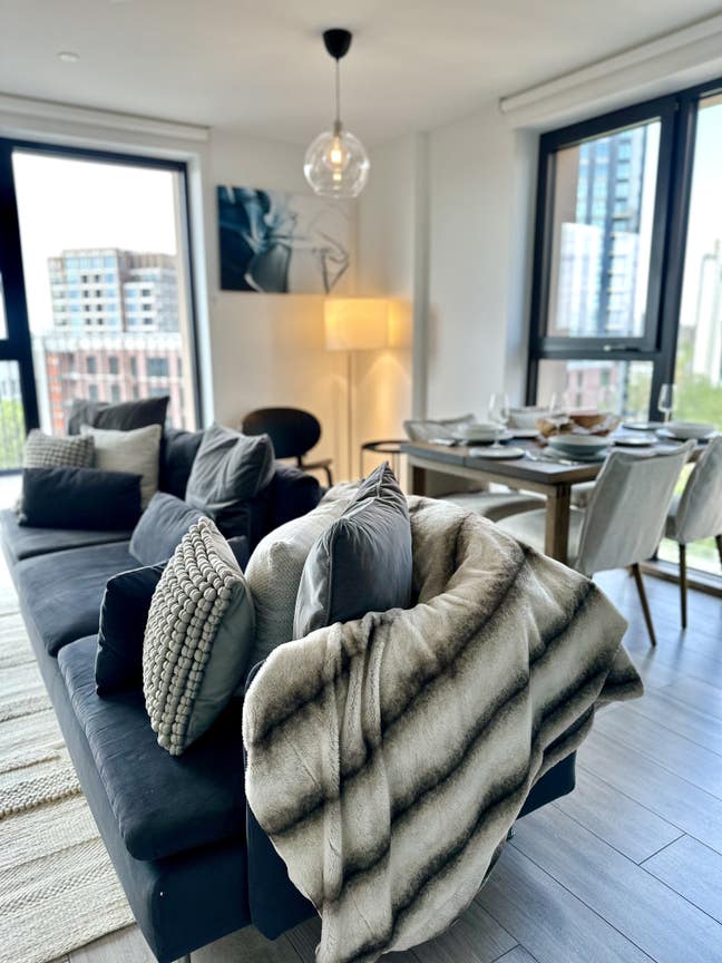 Elephant and Castle Room to let  Main Photo