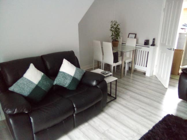 Double furnished bedroom  Main Photo