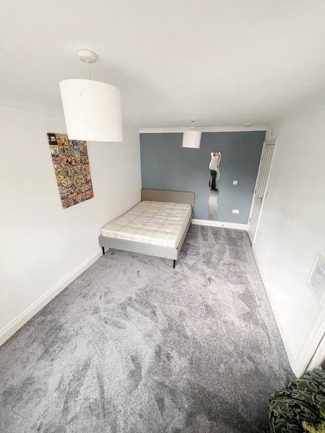 £875 - Large Ensuite Room now Available  Main Photo