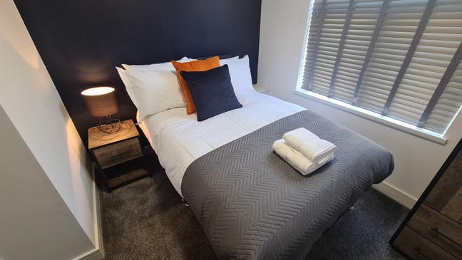 Five Double En-Suite Rooms Near Bae Main Photo