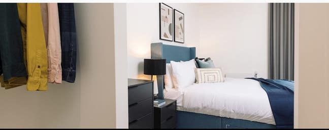En-suite Double Room in a 2 bedroom flat Main Photo