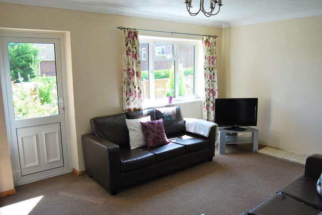 6 bed shared house Main Photo