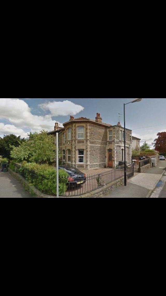 Large En-suite Room with ALL BILLS in BS6  Main Photo