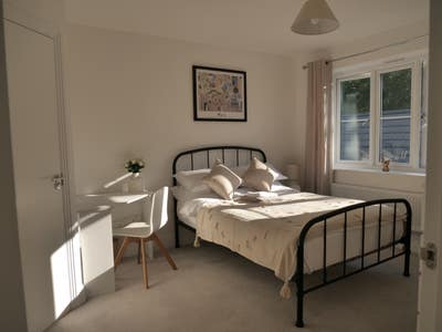 Lovely Double Room With En-Suite Main Photo