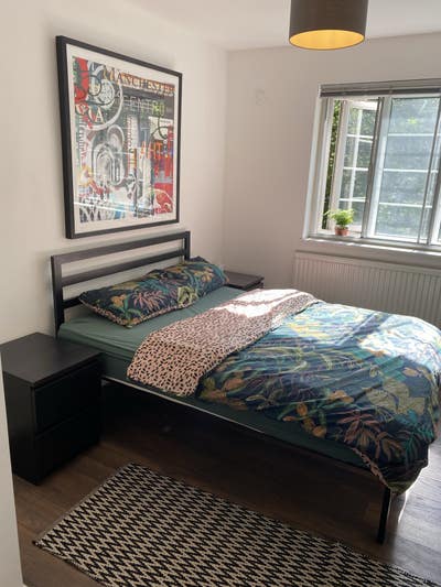 Double room. MON-FRI rental only  Main Photo