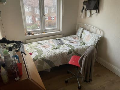 3 Bedrooms to Rent, All Girls House, Redland Main Photo