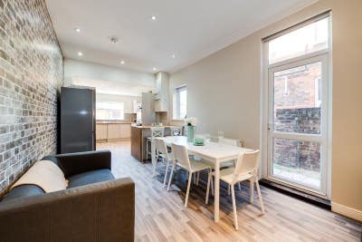 ✨ Double En-Suite Room - ALL bills inc. ✨ Main Photo