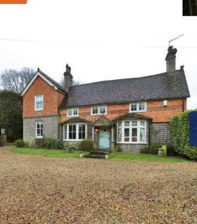 SUITE  2 single rooms with living room & bathroom  Main Photo