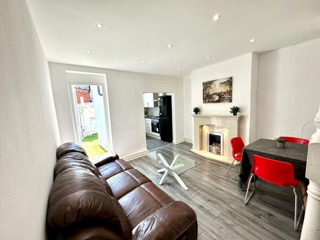 4 Bed House, August Road, L6 Main Photo