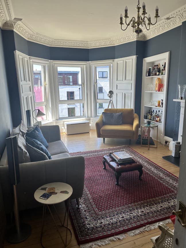 Beautiful central flat near tram stop  Main Photo