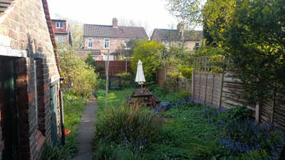 Relaxed household with lovely garden  Main Photo