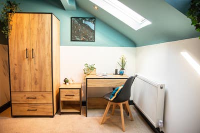 Magnificent House - Central Stockport Main Photo