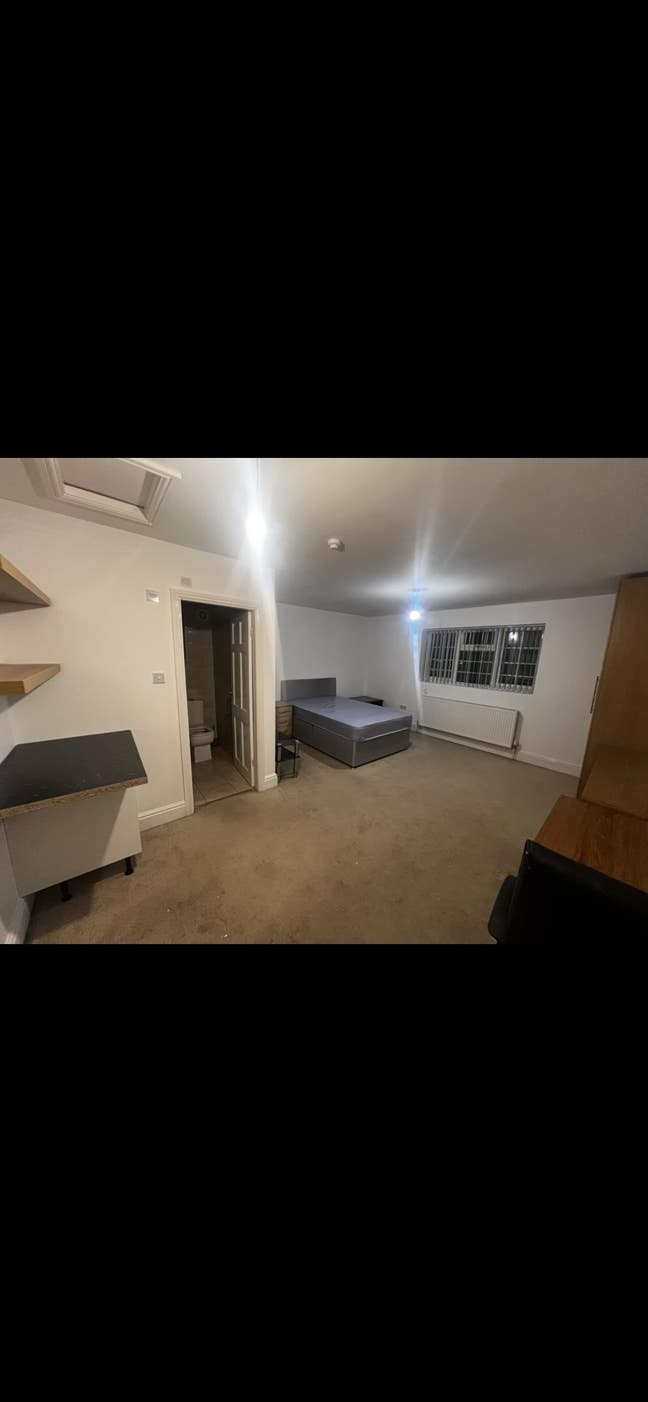 *New Large Double Rooms +(Dss)+Near City Centre Main Photo