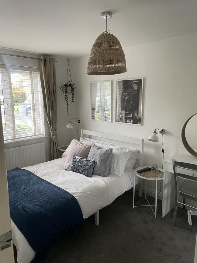 Double room ensuite in the beautiful Mobberley  Main Photo