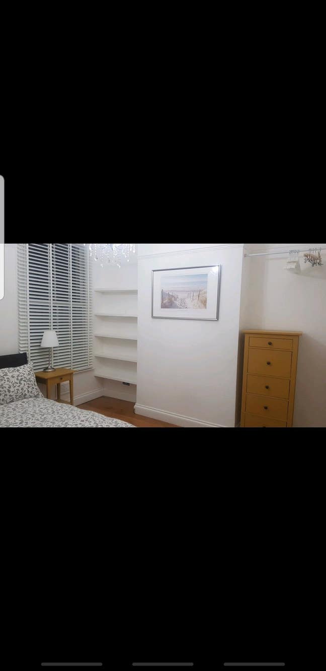 Double Room for Rent in Family Home Females Only Main Photo