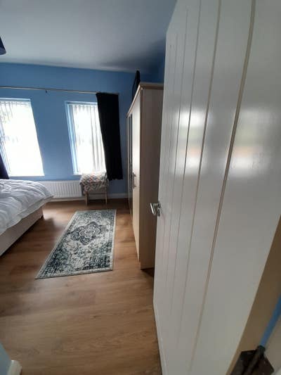 Furnished Double Bedroom Main Photo