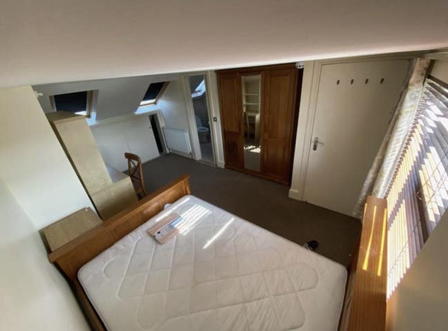 En-suite Loft N15 Main Photo