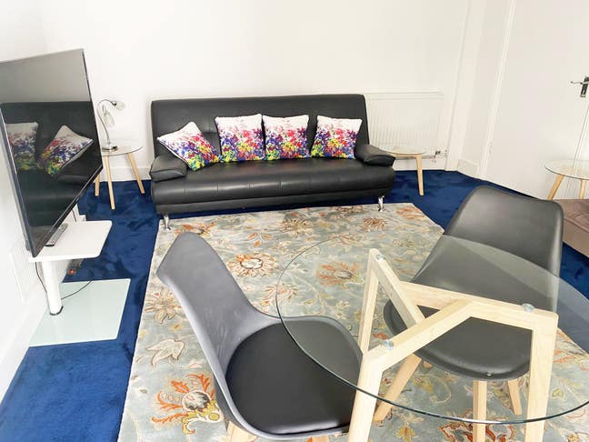 BRIGHTON Beach Pad 🏖️ All Bills Council Tax Inc💎 Main Photo