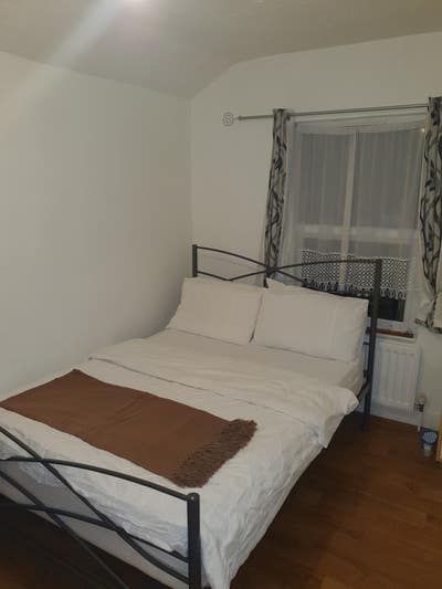 Double Room to Rent Main Photo