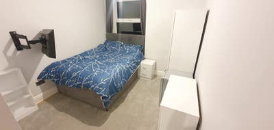 Double Room - All BILLS Inclusive Main Photo