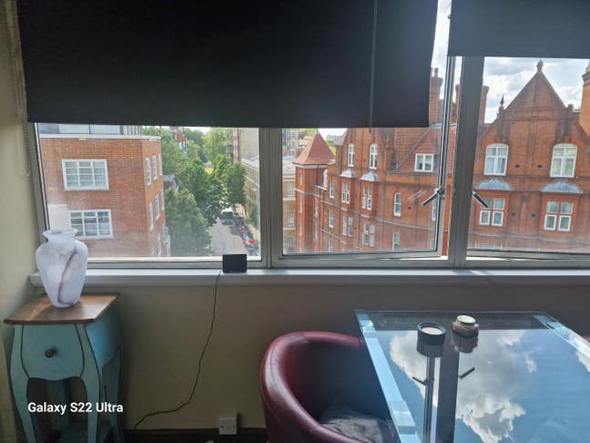 Excellent  Studio Sloane Square   Short Let  Main Photo