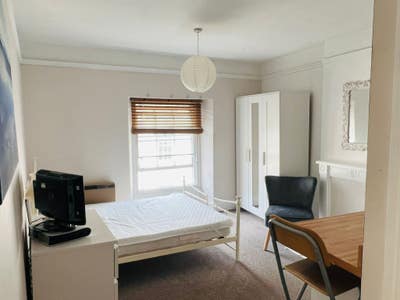 Executive Studio Second Floor Room 7 Main Photo