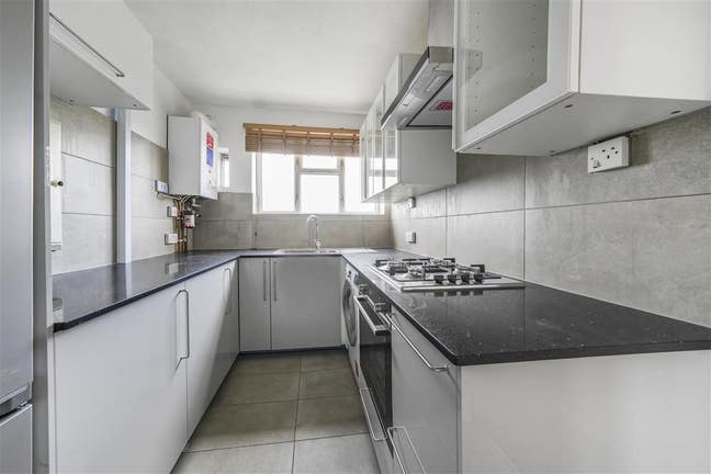 Lovely double room in SW15 (furnished) Main Photo