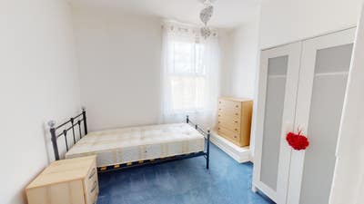 1 Bedroom Flat, Downhill Park Main Photo