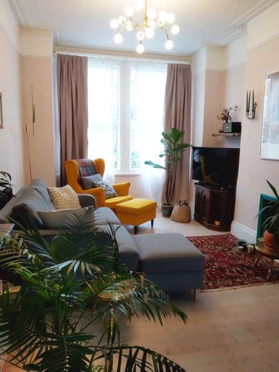 Flat with garden Main Photo