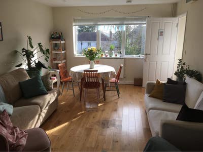 Lovely Spacious flat in Botley Main Photo