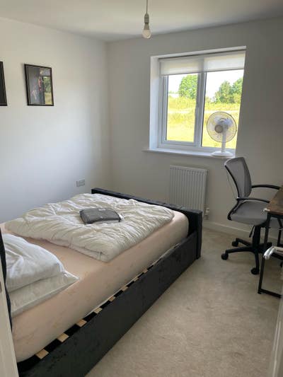 Room to rent near Rising Sun Country Park Main Photo